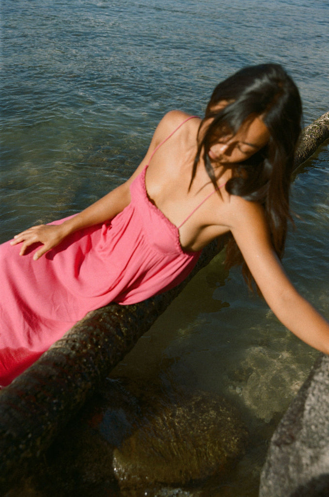 Makaha Dress - Anthirium