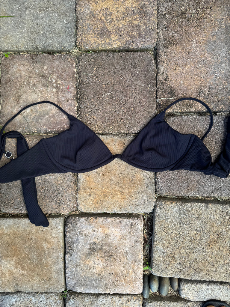 Mira Top - Black Eco Rib